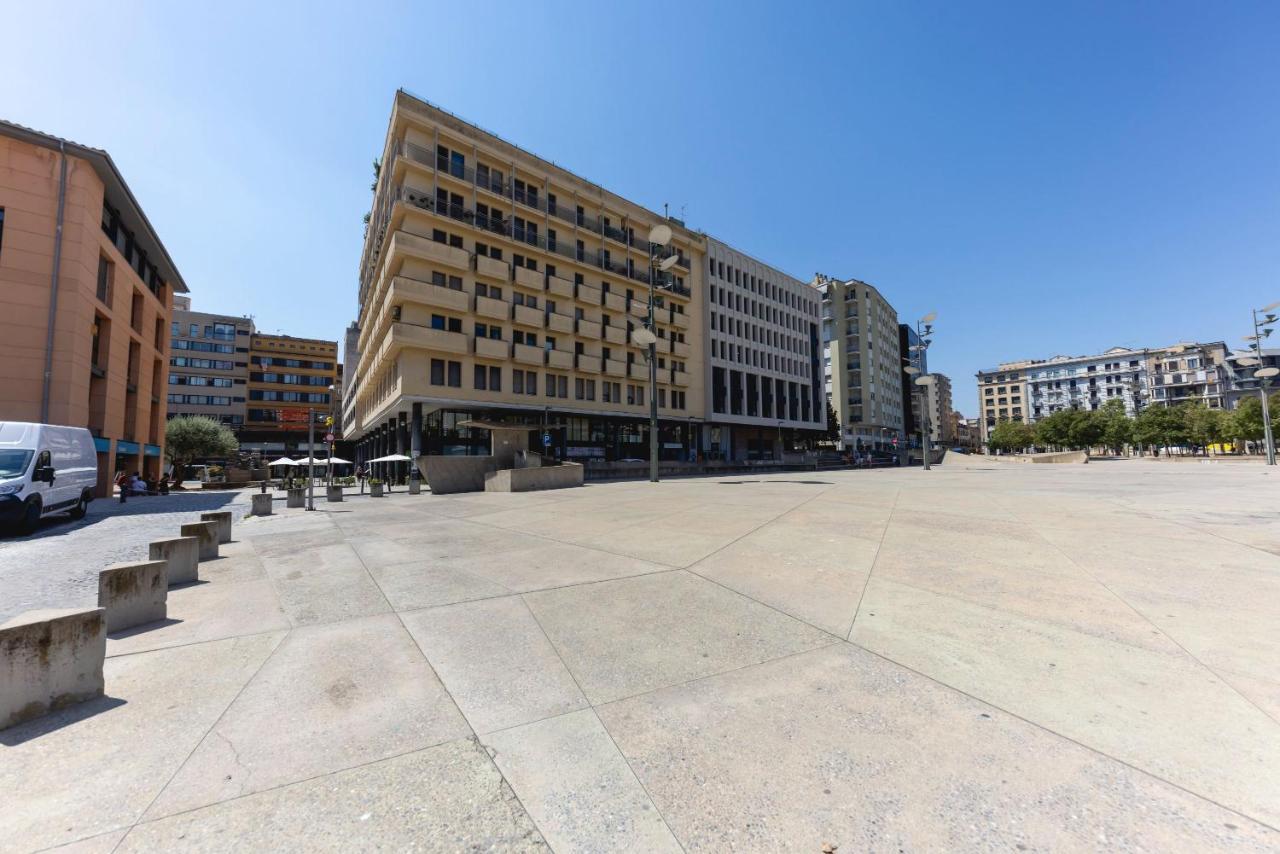 Bravissimo Eiximenis, With Beautiful Terrace And Views Apartment Girona Exterior photo